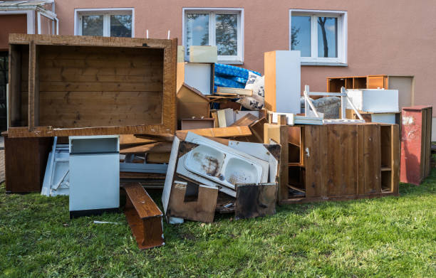 Best Attic Cleanout Services  in Vaiden, MS